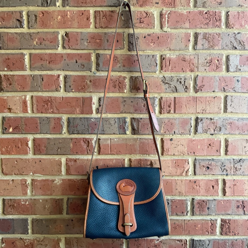 Vintage 1990s Dooney & Bourke Essex Black Pebble Purse